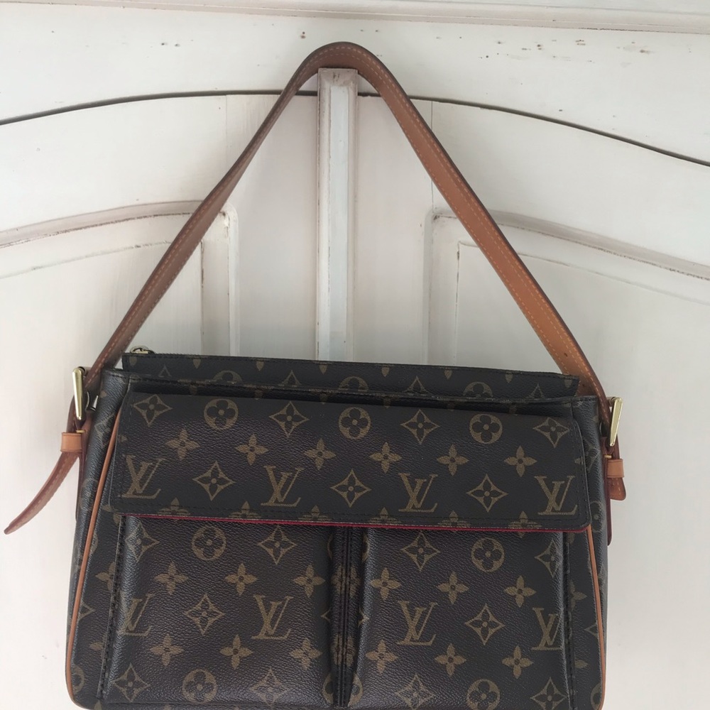Louis Vuitton shoulder bag.